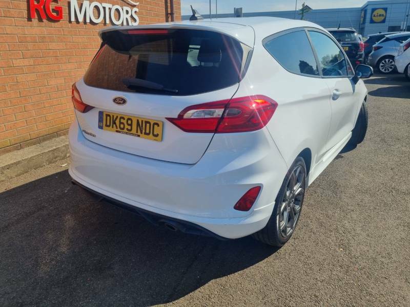 Ford Fiesta 1.0 Ecoboost 140 St-line X - 2019 69 White #4