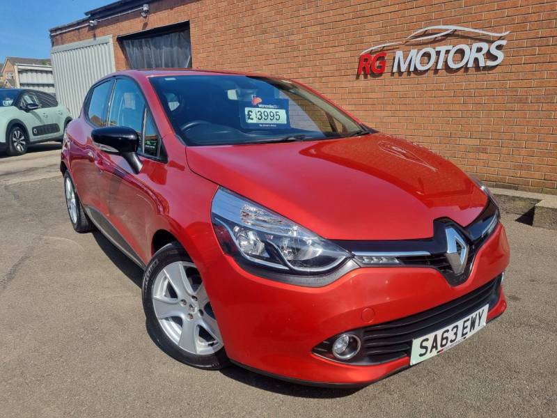 Renault Clio 1.2 16V Dynamique Medianav Red