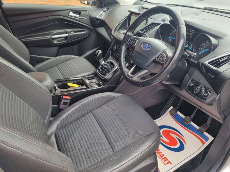 Ford Kuga 2.0 Tdci Titanium 2Wd - 2017 67 BJ67VGX Silver #5
