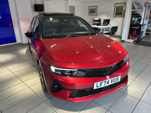 Vauxhall Astra Turbo Ultimate Hatchback LF74VUS Red #4