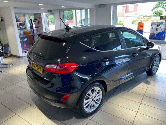 Ford Fiesta Ecoboost Mhev Titanium Hatchback Black #4