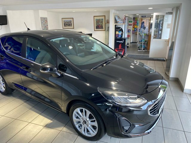 Ford Fiesta Ecoboost Mhev Titanium Hatchback Black #2