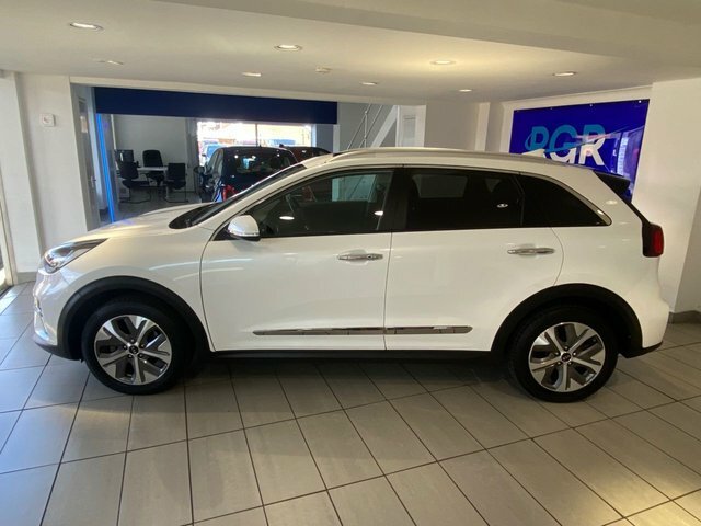 Kia Niro 4 Suv White #6