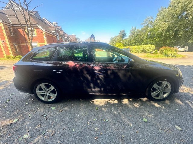 Seat Leon Estate WJ18GSY Purple #5