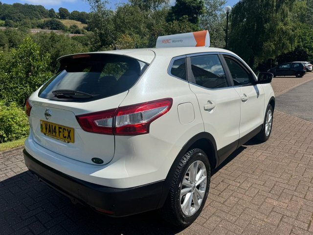 Nissan Qashqai Suv VA14FCX White #3