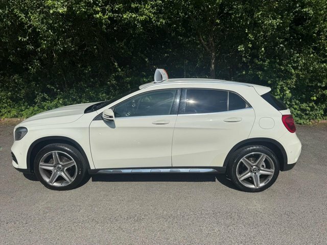 Mercedes-Benz GLA Class Suv White #2