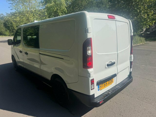 Renault Trafic Mpv White #3