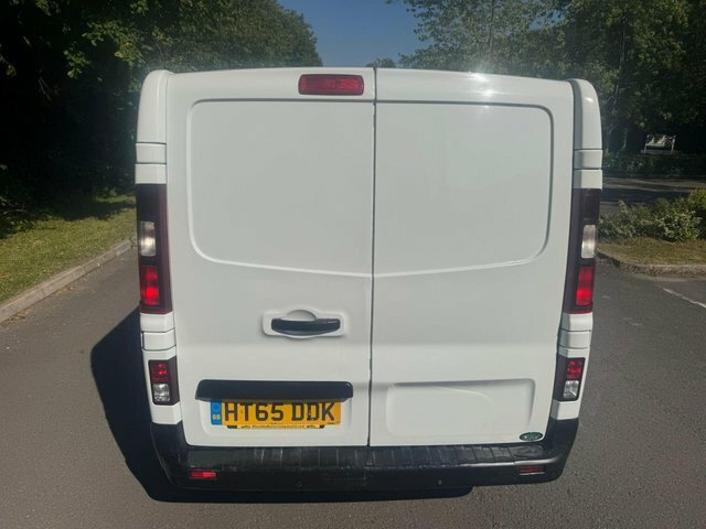Renault Trafic Mpv White #6