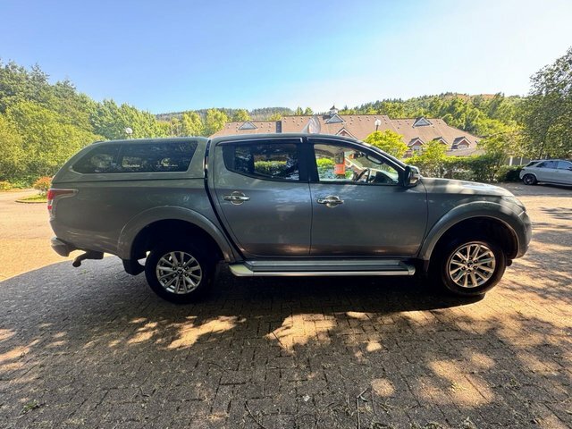 Mitsubishi L200 Pickup Grey #6