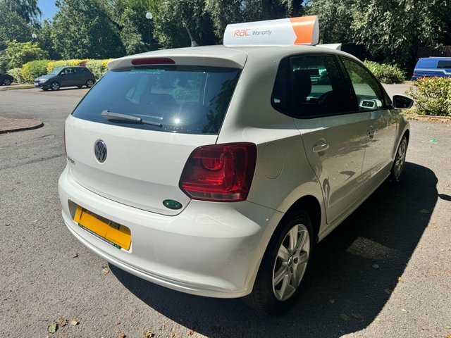 Volkswagen Polo Hatchback HA10KEL White #4
