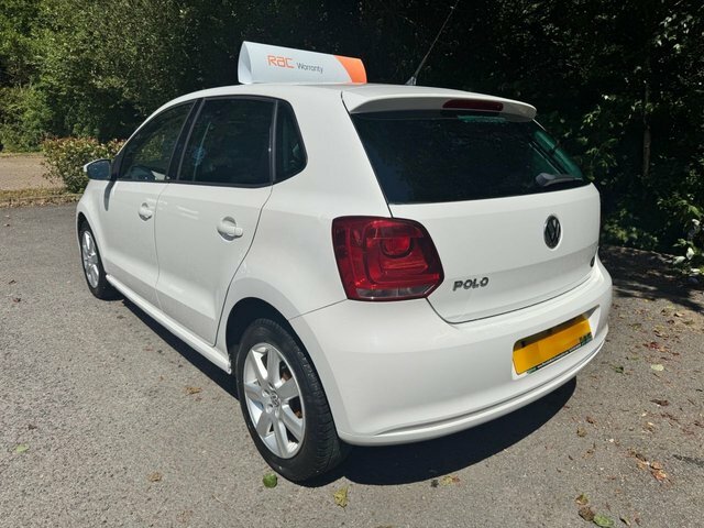 Volkswagen Polo Hatchback HA10KEL White #3