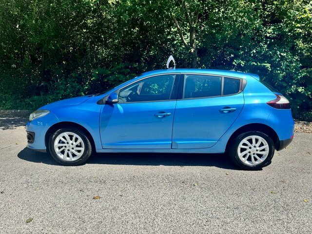 Renault Megane Hatchback Blue #2