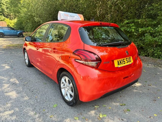 Peugeot 208 Active Orange #3