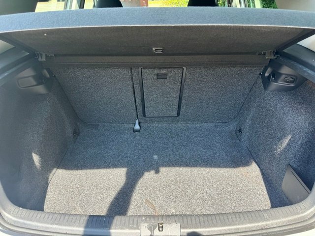 Volkswagen Golf S Silver #9