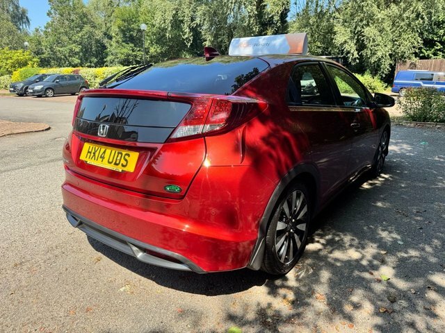 Honda Civic Hatchback Red #4