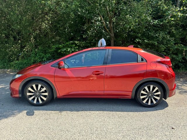 Honda Civic Hatchback Red #2