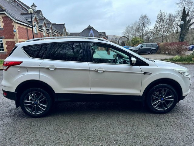 Ford Kuga Suv SP64UKA White #4