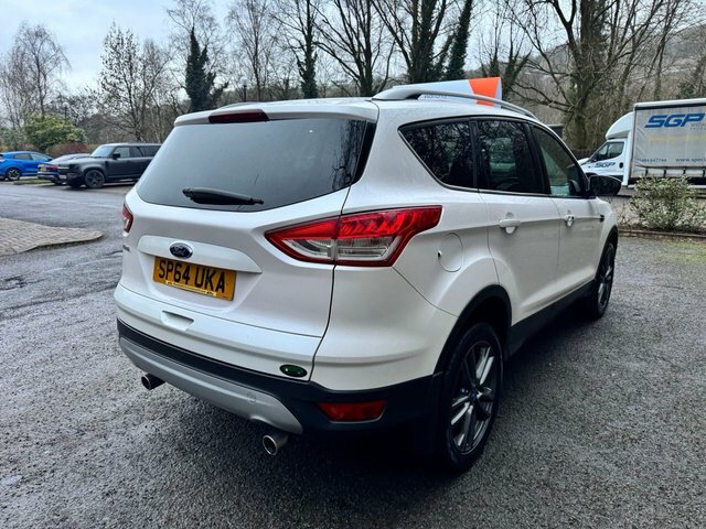 Ford Kuga Suv SP64UKA White #3