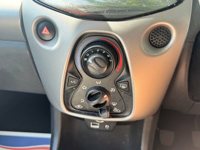 Citroen C1 Feel Puretech Black #18