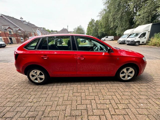 Skoda Rapid Spaceback Hatchback Red #5