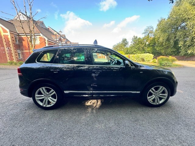 Volkswagen Touareg Suv Black #5