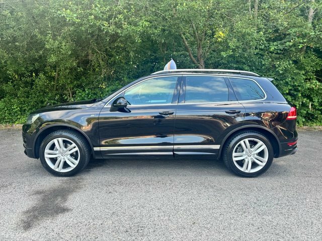 Volkswagen Touareg Suv Black #2