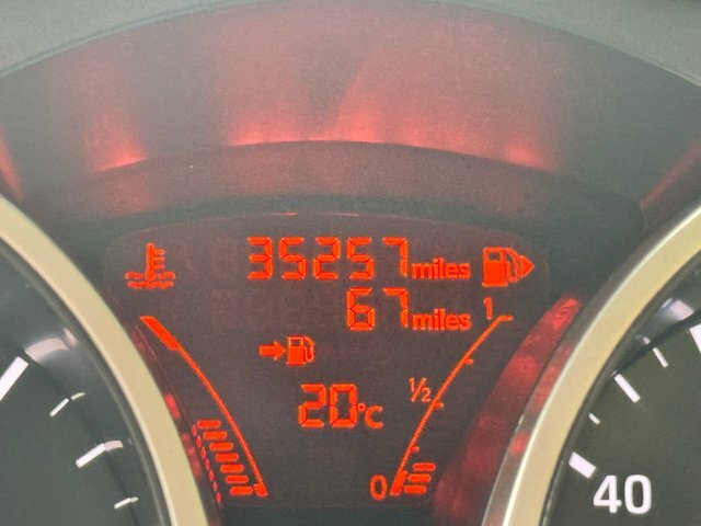 Nissan Juke 1.5 Dci Acenta Premium White #17