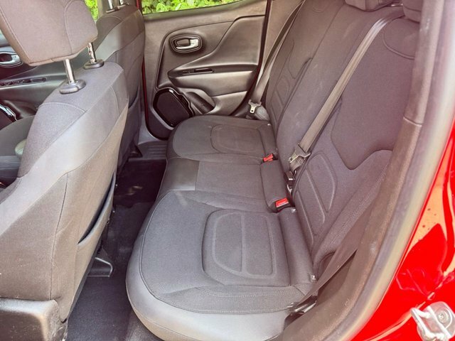 Jeep Renegade 1.6 E-torq Sport Black #13