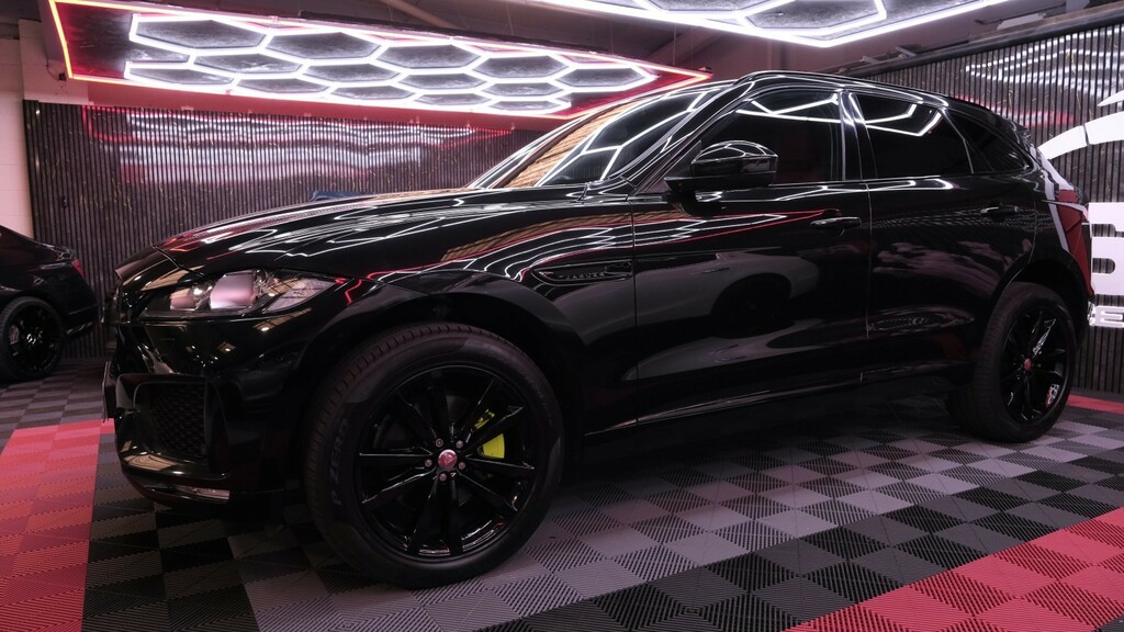 Jaguar F-Pace 3.0 D300 V6 S BD66KFJ Black #6
