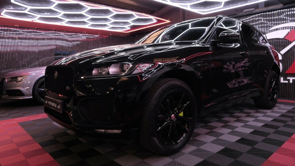 Jaguar F-Pace 3.0 D300 V6 S BD66KFJ Black