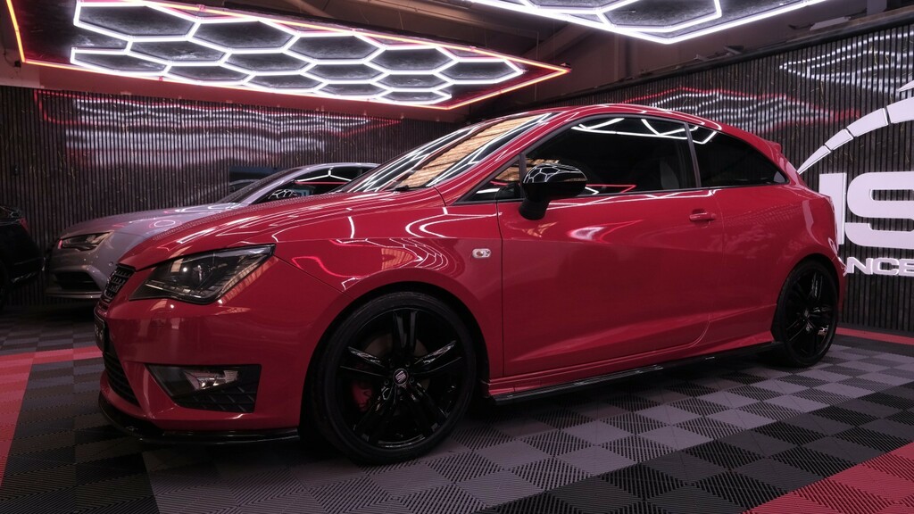 Seat Ibiza Hatchback 1.8 Tsi Cupra Black 201616 Red #6