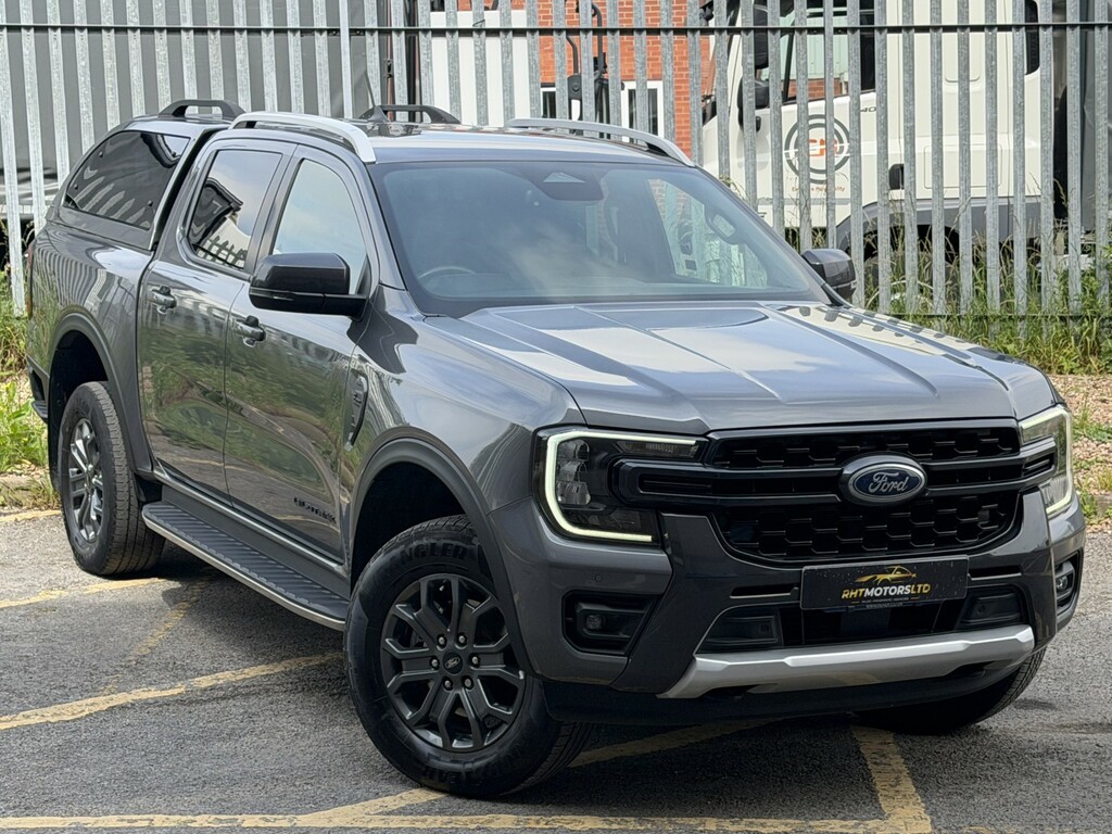 Ford Ranger Pickup 2.0 Ranger P703 Wildtrak Double Cab 2.0L Ec Black