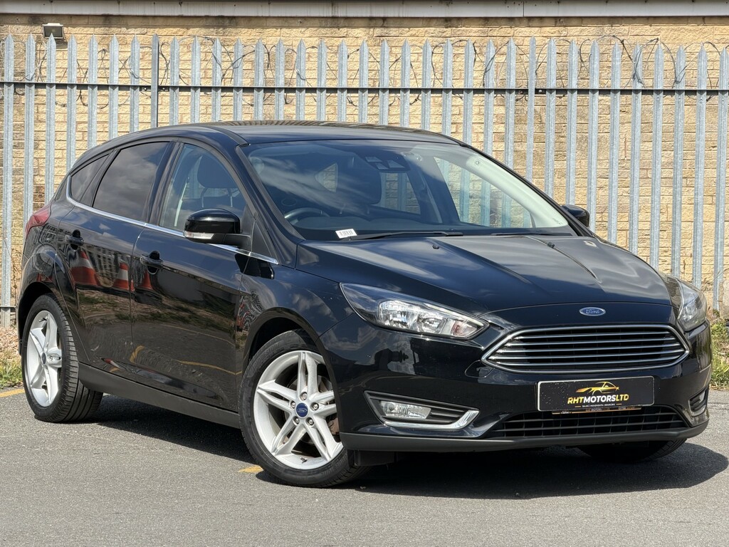 Ford Focus Hatchback 1.0 T Ecoboost Titanium 201818 Black