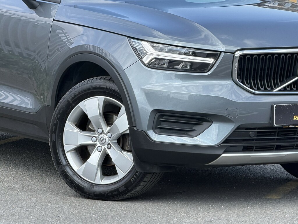 Volvo XC40 2.0 Momentum D3 Grey #3