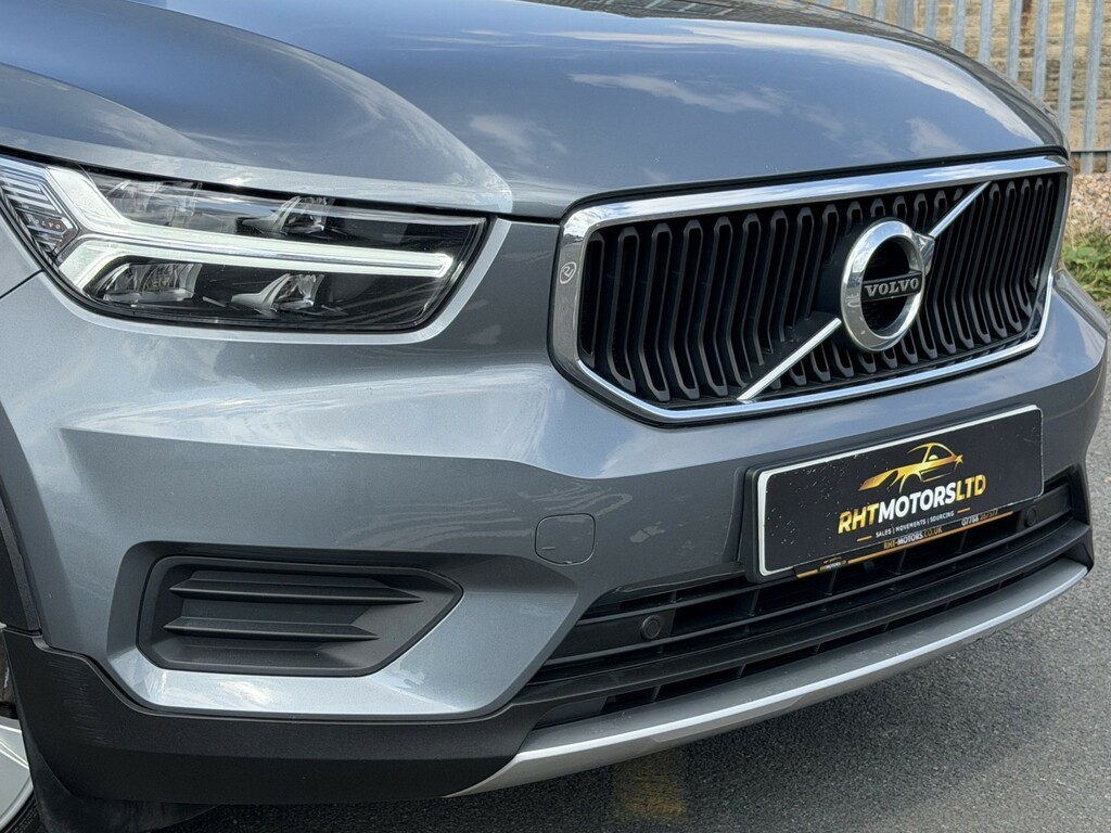 Volvo XC40 2.0 Momentum D3 Grey #6