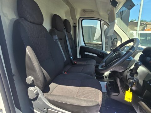Vauxhall Movano L3h2 F3500 Prime White #6