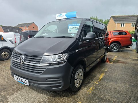 Volkswagen Transporter T30 Tdi P Black #3