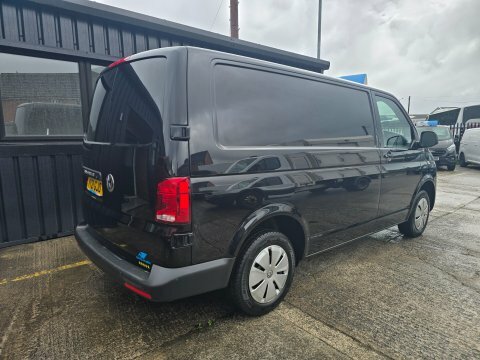 Volkswagen Transporter T30 Tdi P Black #6