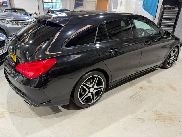 Mercedes-Benz CLA Class 2016 2.1 Cla220d Amg Sport Shooting Brake Dies Black #3