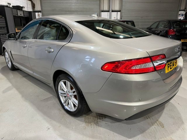 Jaguar XF 2014 2.2D Luxury Saloon Euro 5 Ss Gold #5