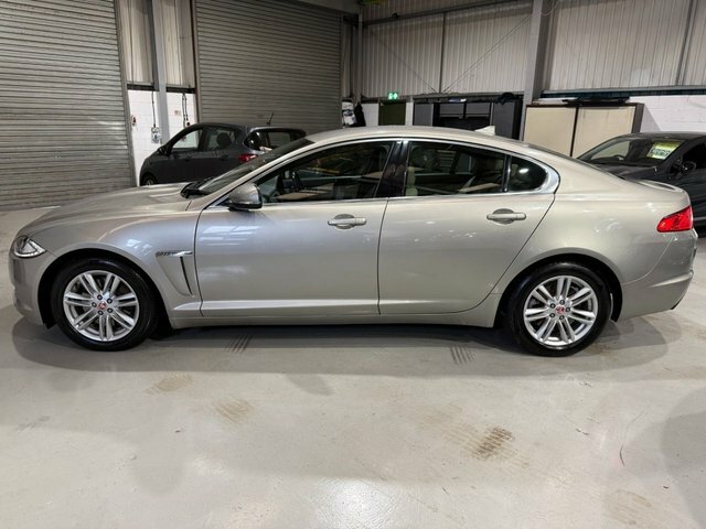 Jaguar XF 2014 2.2D Luxury Saloon Euro 5 Ss Gold #6