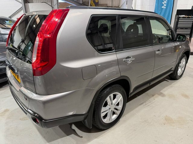 Nissan X-Trail 2014 2.0 Dci Acenta Suv 4Wd Euro Grey #3