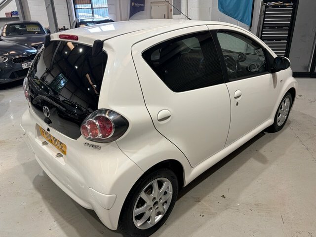 Toyota Aygo 2014 1.0 Vvt-i Mode Hatchback Eu White #3