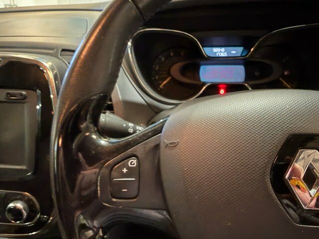 Renault Captur Dynamique S Medianav Black #17