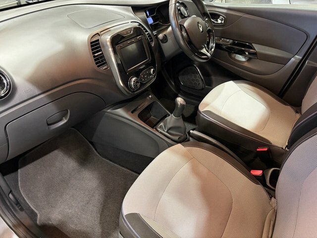 Renault Captur Dynamique S Medianav Black #12