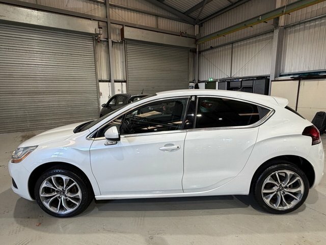 Citroen DS4 2015 1.6 E-hdi Airdream Dstyle Hatchback Diese White #6