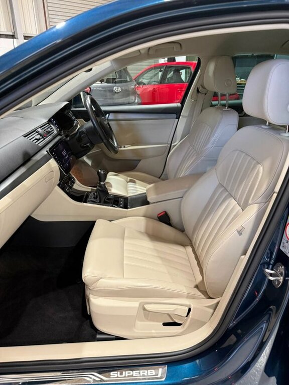 Skoda Superb Superb Se Technology Tdi S-a White #16