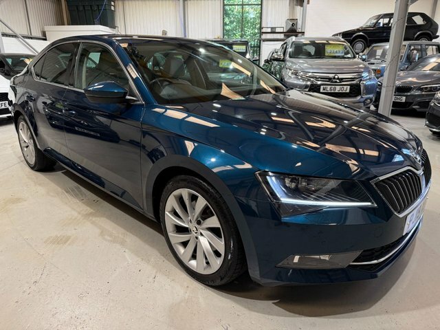 Skoda Superb 2019 2.0 Tdi Se L Executive Hatchback M Blue