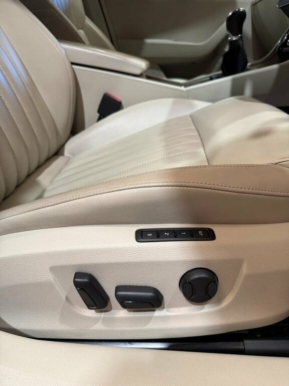 Skoda Superb Superb Se Technology Tdi S-a White #17