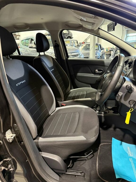 Dacia Sandero Stepway 0.9 Tce Essential Grey #11